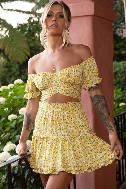 Sleeveless Women Dress in Bright Colors for Summer PartiesAlexi Frill Trim Mini Skirt Sunflower Print Yellow