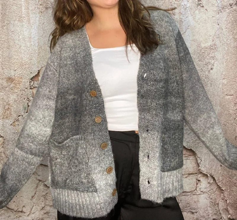 cropped women cardigan to pair with high - waisted jeansOversized Cardigan in Grey