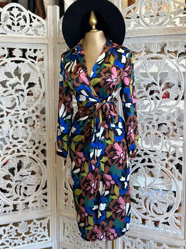 Pleated Women Dress with a Timeless and Elegant TextureWrapped Multi Color Floral Dress- Not Stretchy