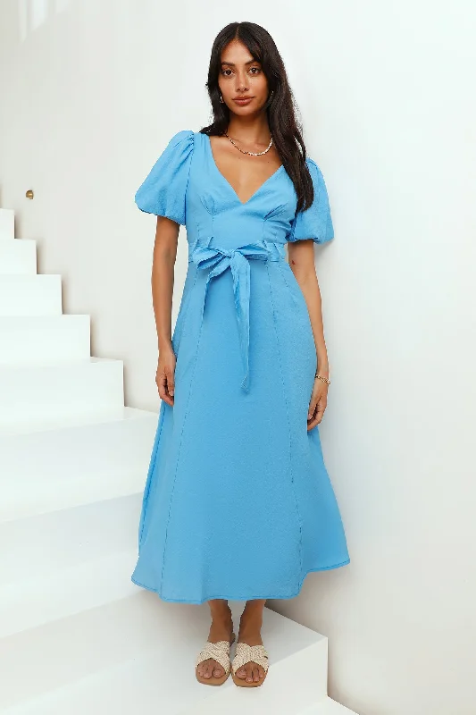 Halter Neck Women Dress to Show Off the Shoulders and NecklineDays Far Away Midi Dress Blue