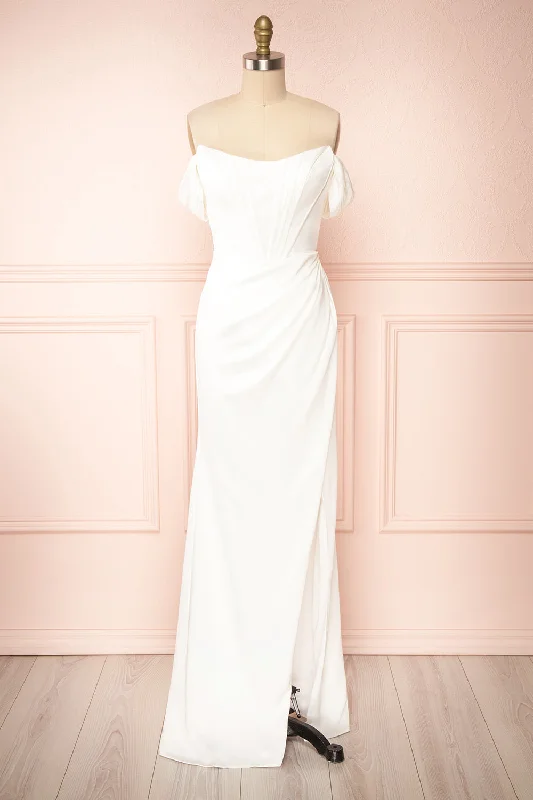 Backless Women Dress for a Sexy and Alluring Look at Evening EventsNamie Ivory | Corset Maxi Dress w/ Removable Straps