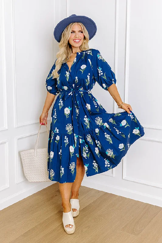 Plus Size Women Dress with a Flattering A - Line Cut for Comfort and StyleSouthern Countryside Floral Midi in Blue Curves