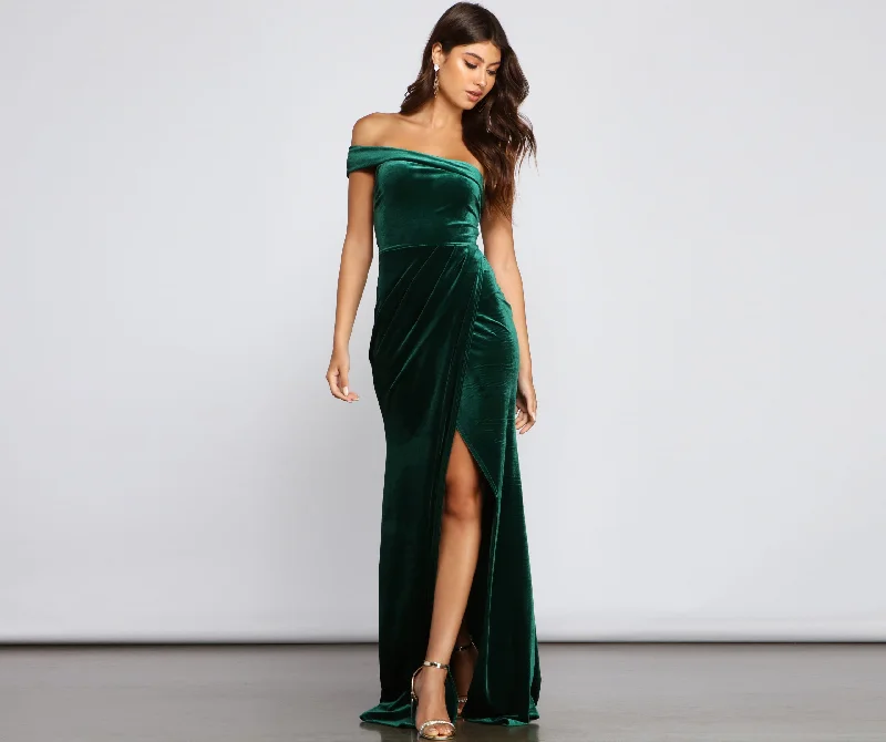 Ruffled Women Dress with Multiple Layers for a Playful and Girly StyleCleo Formal One-Shoulder Velvet Dress