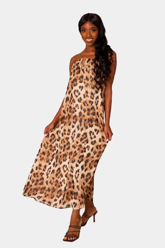 Mini Women Dress with a Short Hem for a Young and Trendy StyleLuca Strapless Maxi Dress - Prowl