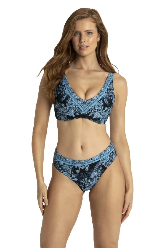 High - performance bikini with quick - drying fabric for active swimmersAZURA ALASKA PRINT DD/E V-BRA